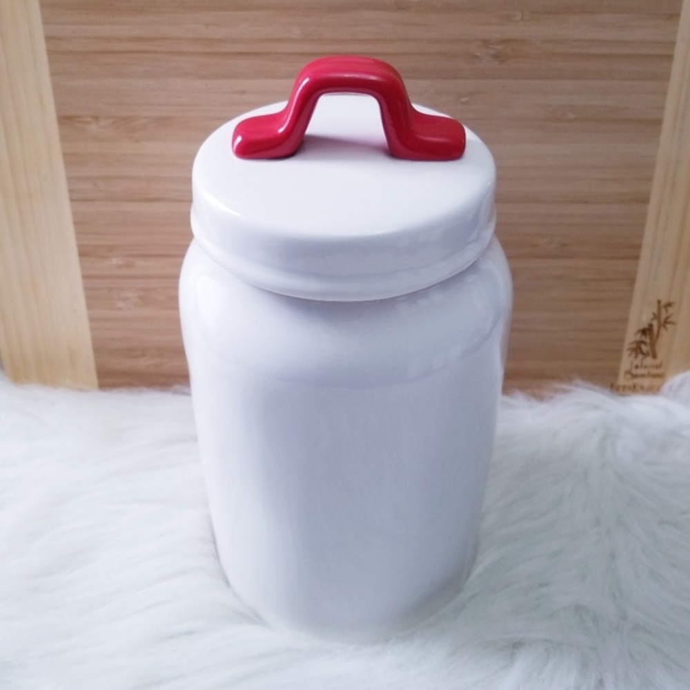 NWT Rae Dunn Red Heart Canister - Picture 8 of 8